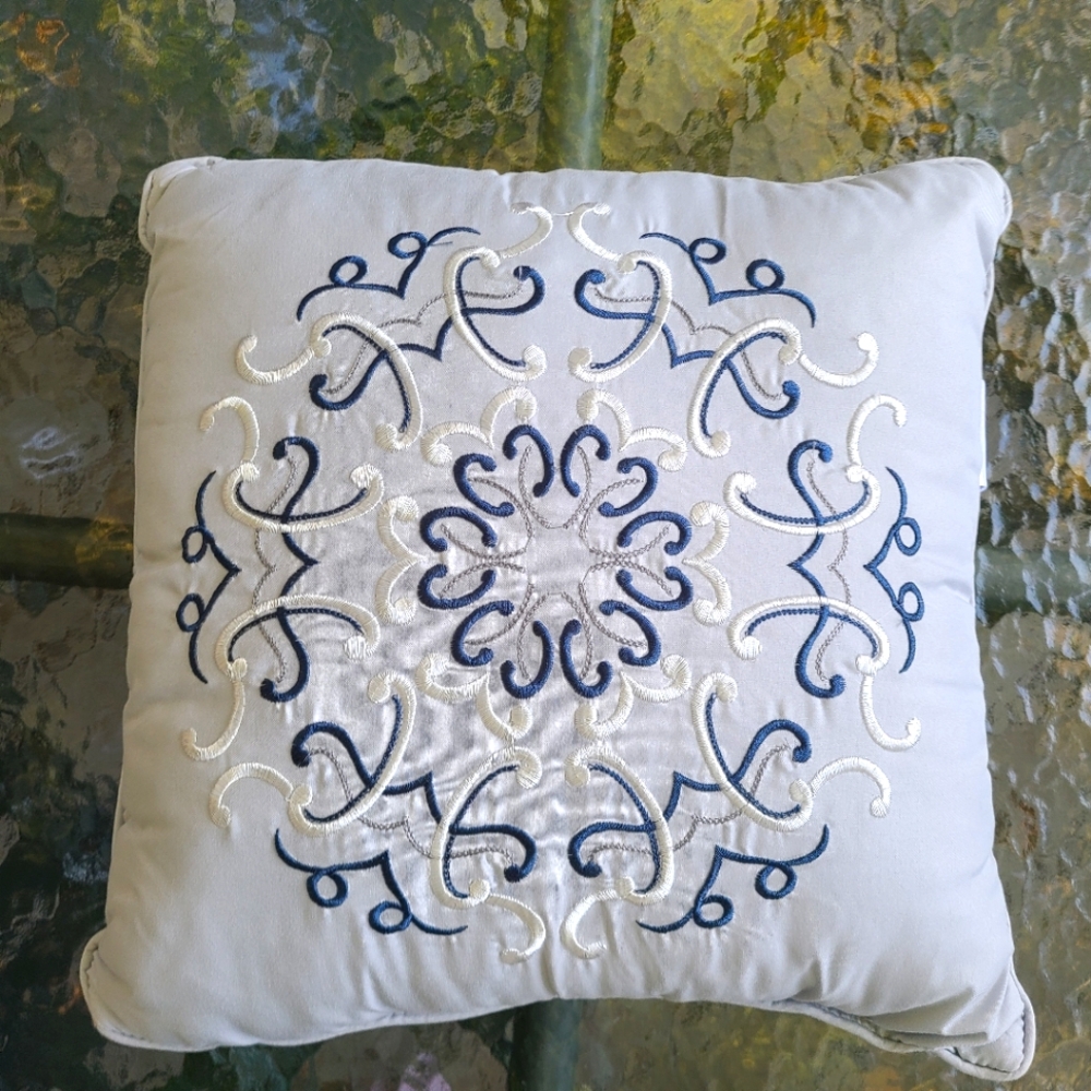 Embroidered throw pillow Madison Park blue white‎ gray embroidery